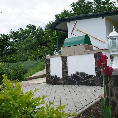 Отель Casa Bella Турда Экстерьер фото