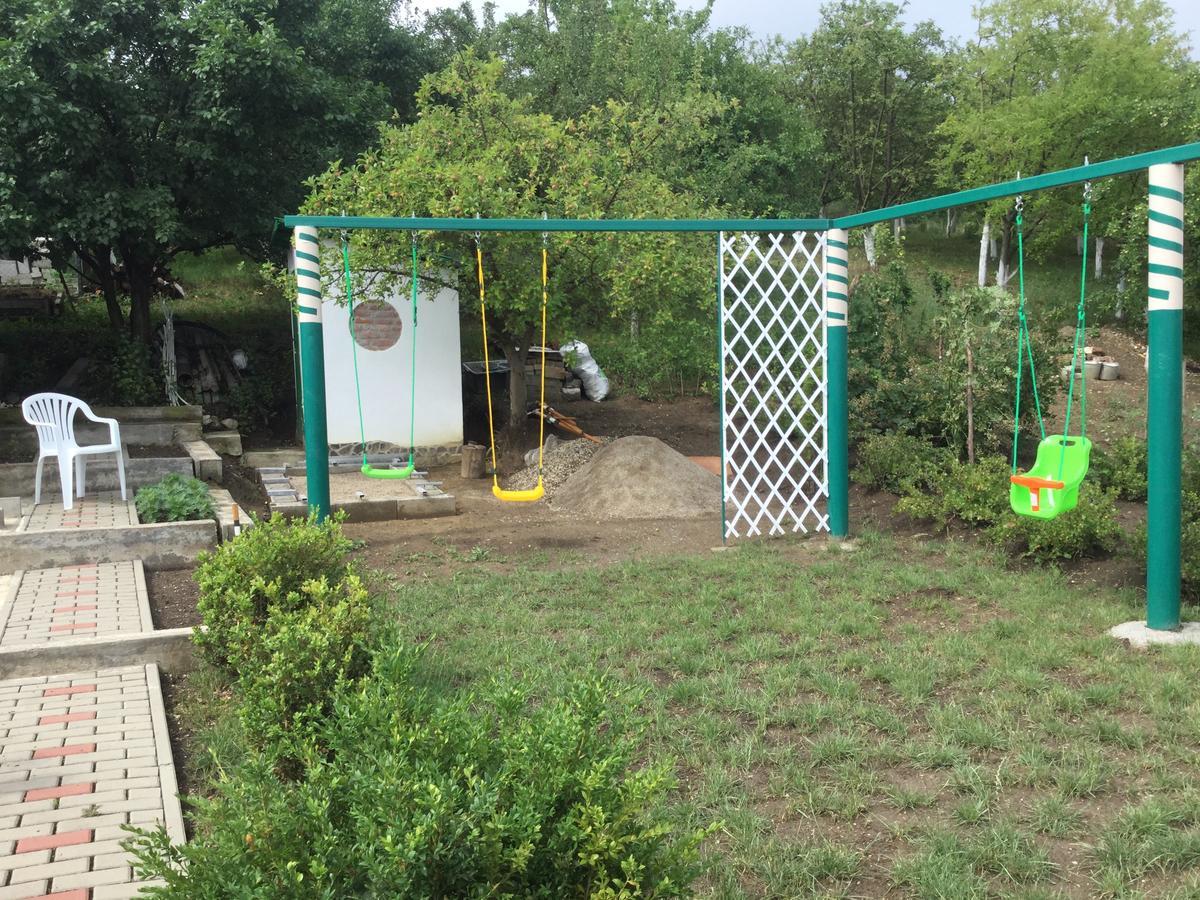 Отель Casa Bella Турда Экстерьер фото